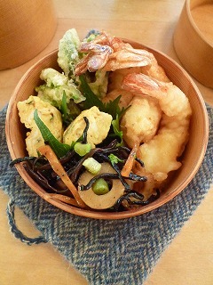 lunch box 睦月 _a0165160_21392109.jpg