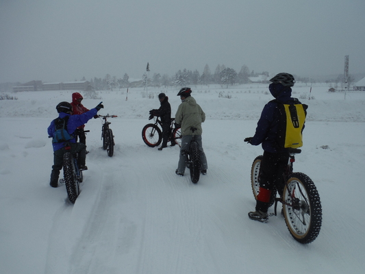 ファットバイクで雪遊び　２０１６　_c0132901_1837774.jpg