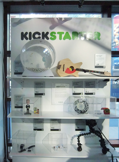タイムズ・スクエアに過去最大スペースでオープン　Wired Store 2011_b0007805_19534372.jpg