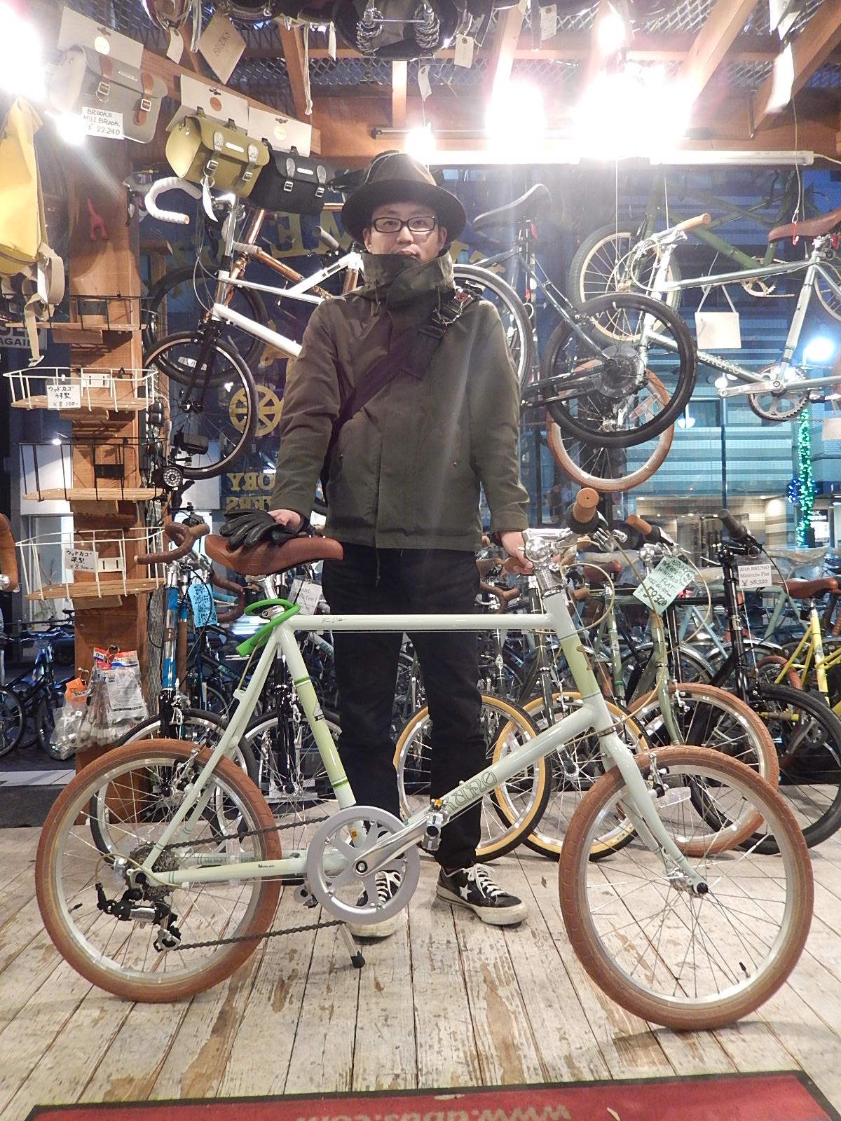1月24日 渋谷 原宿 の自転車屋 FLAME bike前です_e0188759_18193977.jpg