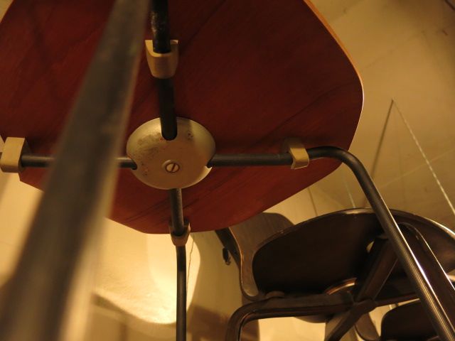 \"Arne Jacobsen Chair Grand Prix / T-Chair #FAIR\"ってこんなこと。_c0140560_114452.jpg