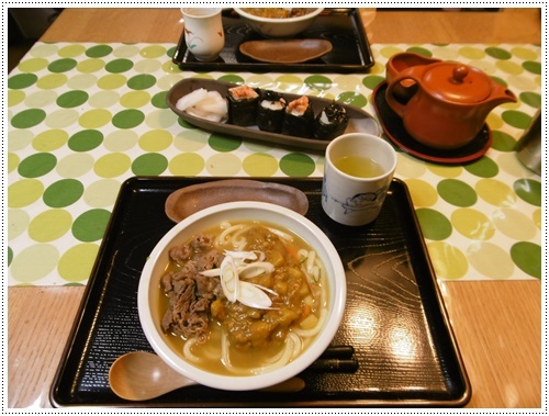 昨日のカレー、リメイクでカレーうどん￥(>３(O＾-)/ウフ☆_b0175688_20372653.jpg