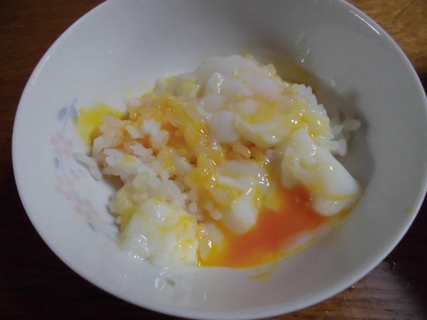 私の作った海老天そばと温玉かけごはん_c0118393_1749169.jpg
