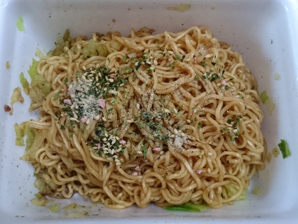 ペヤングソースやきそば_b0042308_23192054.jpg