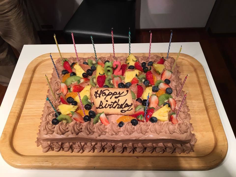 渕正信さんの誕生日パーティー 東京下北沢 ブロシェットボンボンシン という焼き鳥バーでbgmアコーディオン演奏をしてます 次回予定はこちらブログでお知らせします 渕正信さんの誕生日パーティー 東京下北沢 ブロシェットボンボンシン という焼き鳥バーでbgmアコーディオン演奏をしてます 次回予定はこちらブログでお知らせします