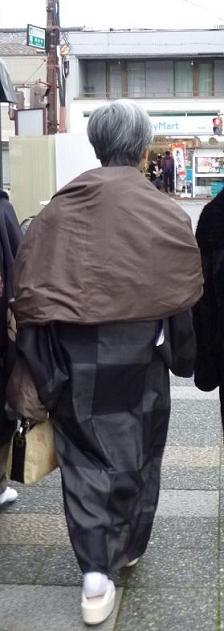 きもので新年会・綺麗な色無地に宝尽くしの帯。_f0181251_17443120.jpg