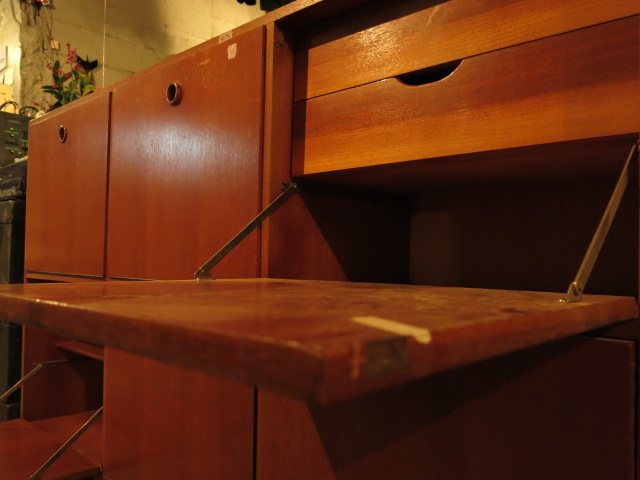 \"Cor Alons Cabinet #FAIR\"ってこんなこと。_c0140560_2142275.jpg