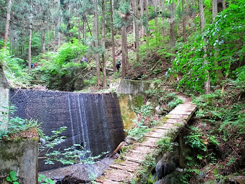 南牧村　碧岩・大岩は天使のランディングスポット　　　　　Midoriiwa & Ōiwa in Nanmoku,Gunma_f0308721_22253811.jpg