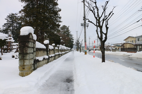 米沢キャンパスの午前　１月２７日（大寒・次候）　沢水腹堅める（さわみず　こおりつめる）・・・２_c0075701_20131148.jpg