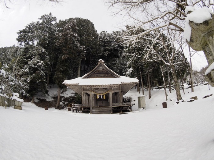 雪の客人神社_c0116915_09542.jpg