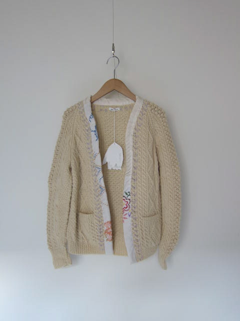 YEAH RIGHT!!のHA N TE N KNIT CARDIGAN_f0170424_19462898.jpg
