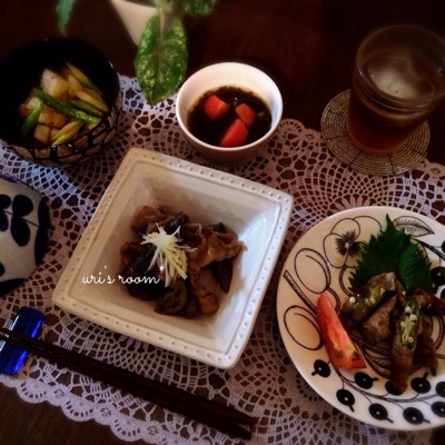 夫が休みの日に限って宅急便が届く謎。と、昨日の晩ごはんは豚バラと茄子の生姜煮!_a0341288_17254150.jpg