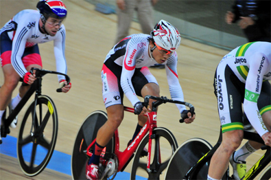 金栄堂サポート:NIPPO VINI FANTINI プロロードレーサー・窪木一茂選手インプレッション!_c0003493_15102536.jpg