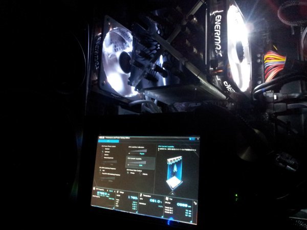 デジタルフォトフレーム(DPF)をPC内に突っ込むという暴挙 その4 デジタルフォトフレーム(DPF)をPC内に突っ込むという暴挙 その4