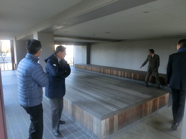 富士市でも検討が必要 建設水道委員会で沼津市の「市営住宅への民間活力導入」を視察_f0141310_8221456.jpg
