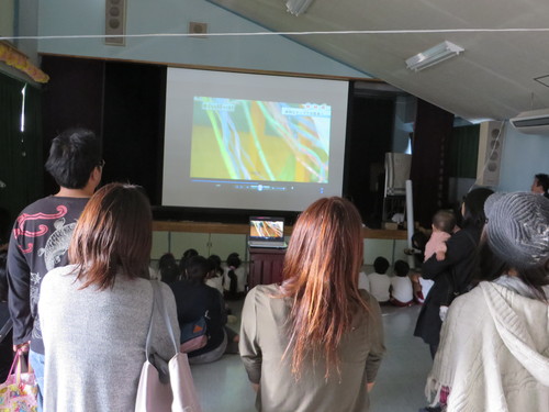 アーティストがやってくる!in北部幼稚園_e0201681_17551414.jpg
