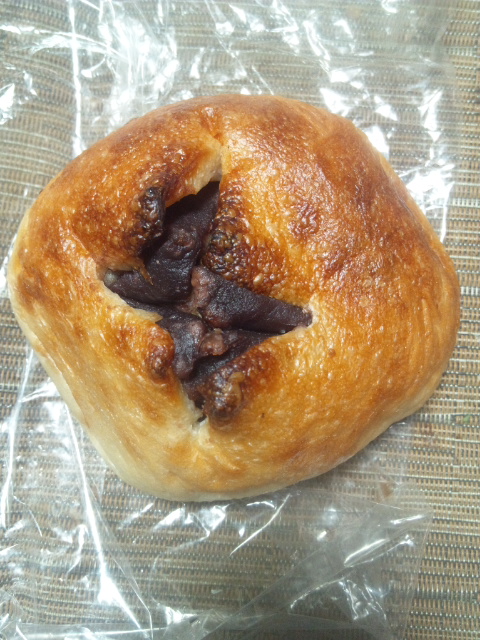 ブランジェリーケン 甘酒りんごカステラこしあん_f0076001_22112364.jpg