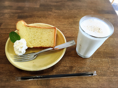 GOCYI CAFE (ゴチィ カフェ)_e0292546_02474846.jpg