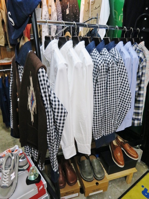 遅ればせながら・・・送っております。。。SALE!etc.. DM_d0152280_23283046.jpg