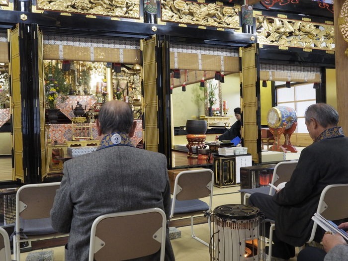 お寺の新年会_c0116915_239781.jpg