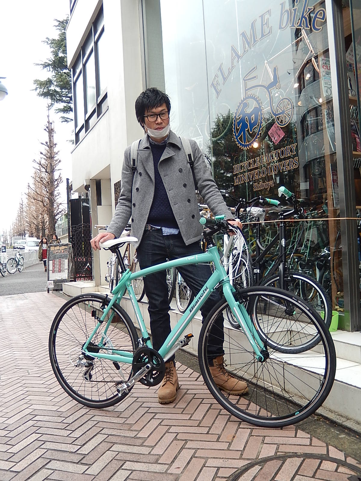 1月30日　渋谷　原宿　の自転車屋　FLAME bike前です_e0188759_183472.jpg