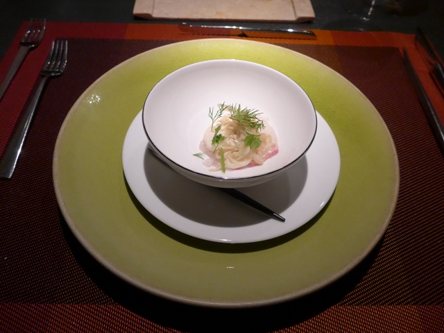 麻布十番「エクアトゥール」へ行く。_f0232060_19354912.jpg