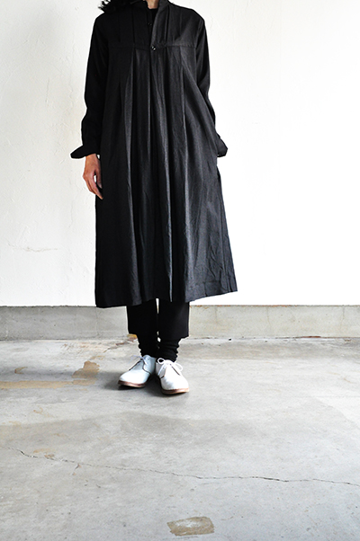 GRANDMA MAMA DAUGHTER 2-Tuck Stretch Pants (Black)_d0120442_1315285.jpg