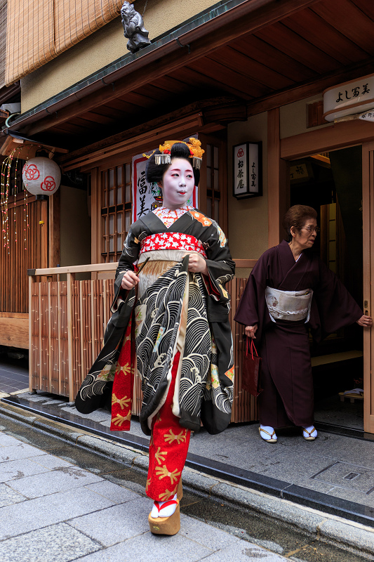 菊弥江さんお見世出し（宮川町）_f0155048_064279.jpg