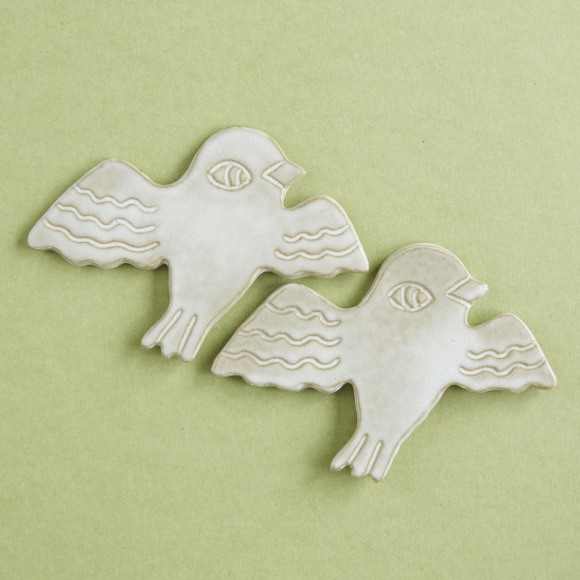 越前焼オーナメント「鹿」「鳥」「馬」取り扱いスタート&シルクスクリーン陶画の再入荷:現代アートWEB販売「タグボード」_d0339885_19435123.jpg