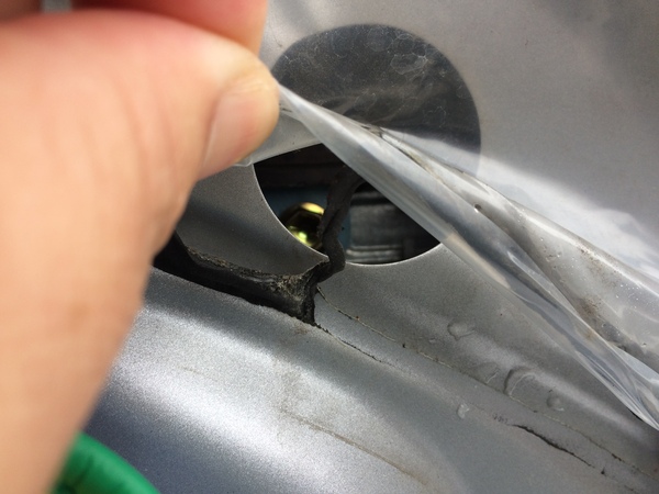 ランクル100ドアガラス異音の修理をしました さすらいのキャンパ