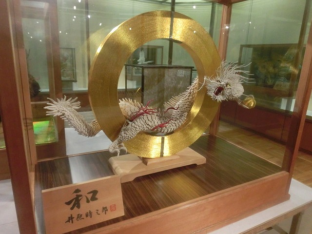四国中央市(愛媛県)の「世界一効率的な製紙工場」と「紙のまち資料館」_f0141310_7375381.jpg