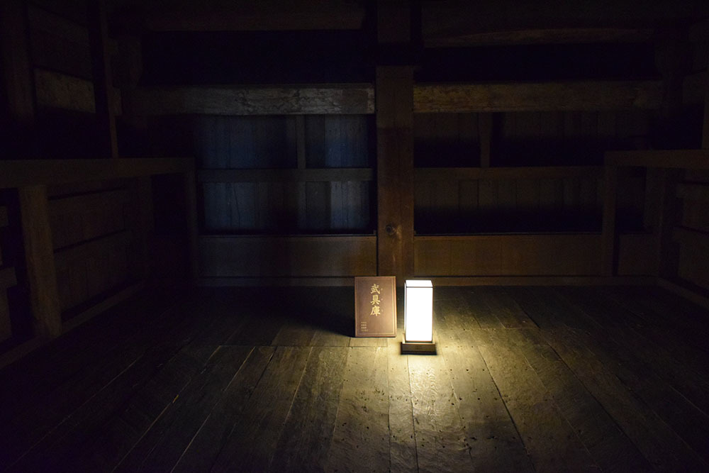白鷺の天守閣がよみがえった姫路城を歩く。 その4 ~天守~_e0158128_19332829.jpg
