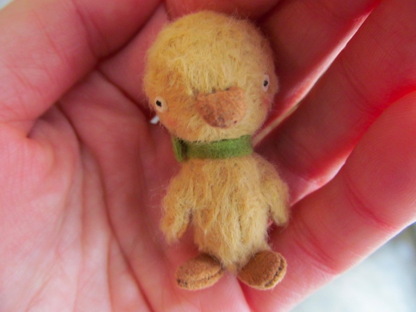 ちっこいわんこさんと大きめわんこさん(ひよこさんと一緒)_f0129557_13332271.jpg
