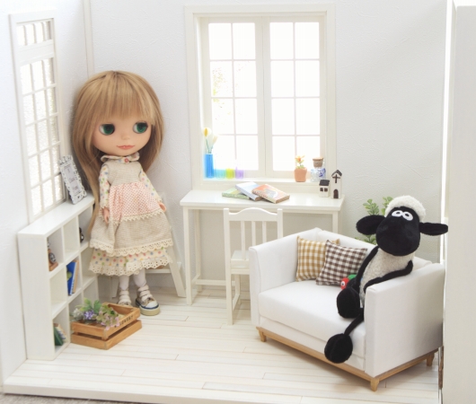 ドールハウス  ブライスや6分の1ドールに。 ミニチュアドールハウススーパースーパー,スケール1:6,ブライス
