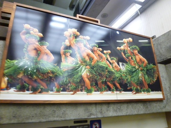 Duke\'s Waikiki_c0152767_21325616.jpg