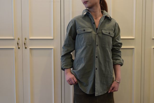 トーンを揃えて ・ ・ ・ = MADISON BLUE =_b0110586_19205701.jpg