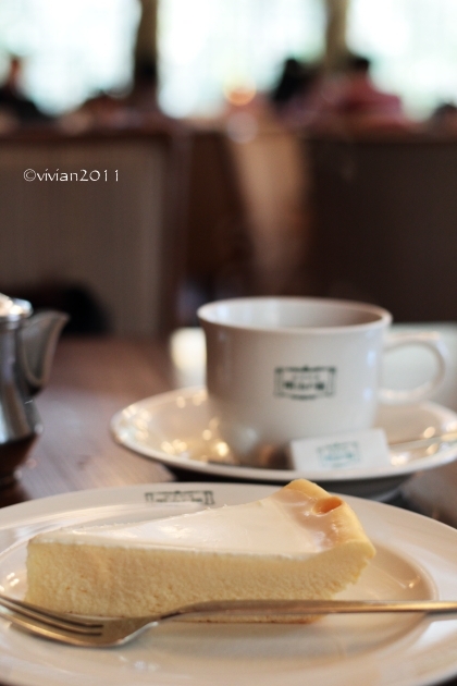 日光　西洋料理 明治の館　～名物のチーズケーキをいただく～_e0227942_22112173.jpg