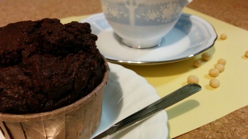 栄養満点で低GI。バレンタインにもOK!~大豆粉とおからのココアカップケーキ~_e0355953_15182108.jpg