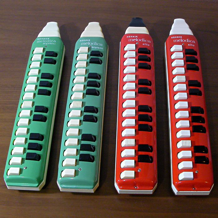 Hohner melodica-alto/soprano_e0045459_845415.jpg