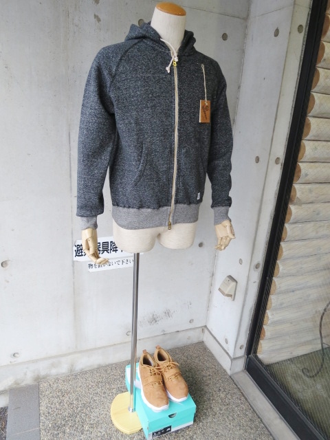 Kepani ・・・ BLACK MELANGE SWEAT ZIP PARKA!★!_d0152280_20354.jpg