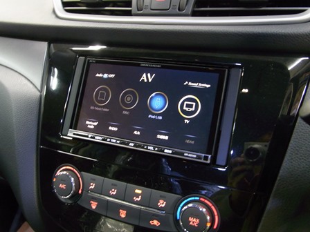 ☆新型T32エクストレイルへナビ、セキュリティー、エンジンスターター他☆_a0055981_2003665.jpg