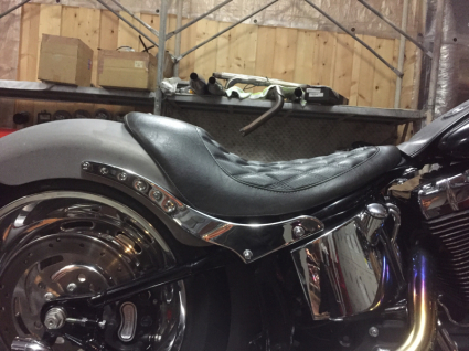 \'07 FXSTC フェンダー & ナンバーステー加工編_d0348774_22355722.jpg