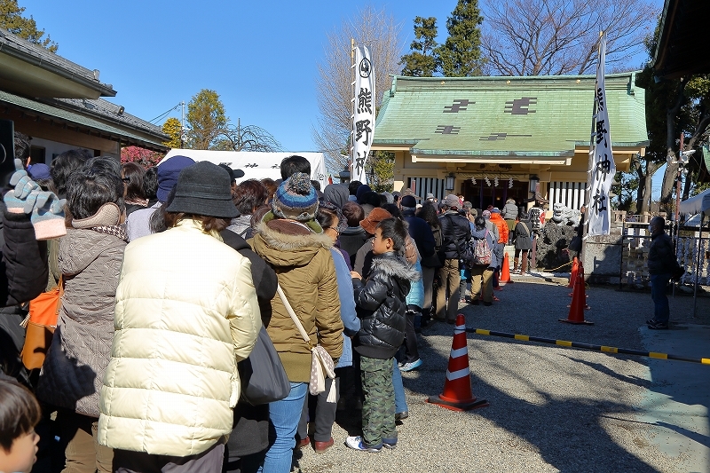 ６００年の歴史がある鬼を射る奇祭（北区熊野神社の白酒祭）_b0291402_08185936.jpg