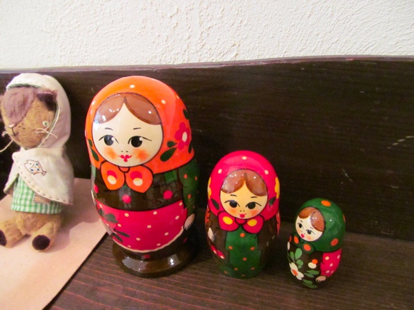 じゃーん、これなんだ?マールイ・ミールのロシア雑貨_f0129557_12542254.jpg