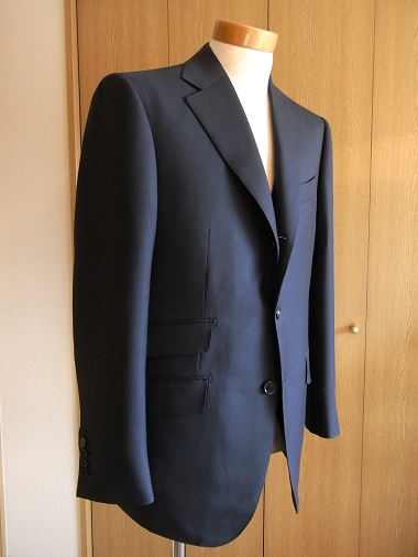 「DARROW DALE」de 料理した男たちのスーツ 「Sartoria iwate」編_c0177259_16331669.jpg
