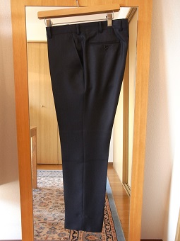 「DARROW DALE」de 料理した男たちのスーツ 「Sartoria iwate」編_c0177259_16453351.jpg