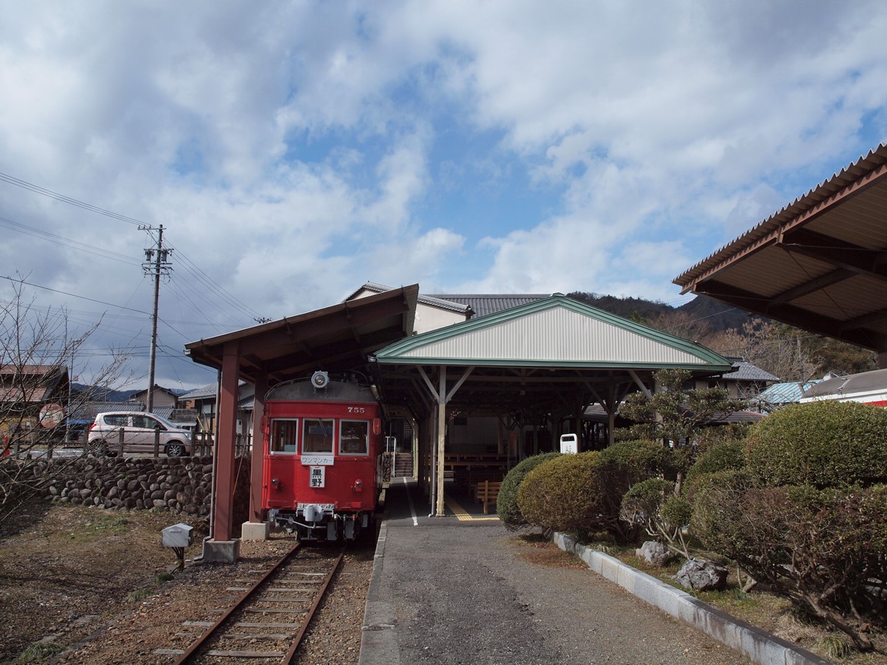 『推薦産業遺産の名鉄旧谷汲駅』_d0054276_2020302.jpg