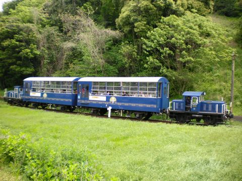 潮風号でゆきませう (門司港レトロ観光線 トロッコ列車「潮風号」)_b0005281_20392849.jpg