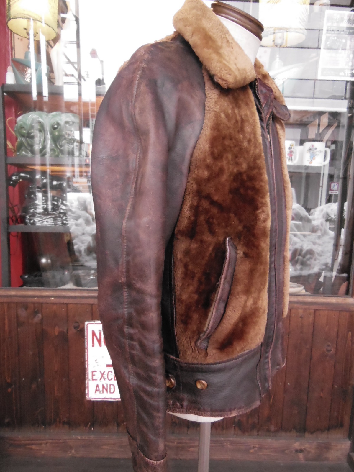 1940’S UNKNOWN HORSEHIDE GRIZZLY JACKET/SIZE38~40 _c0187684_16102474.jpg