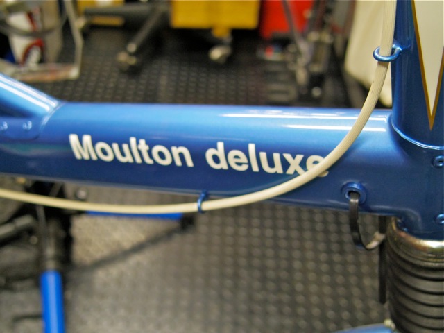 Moulton deluxe_e0132852_14293041.jpg